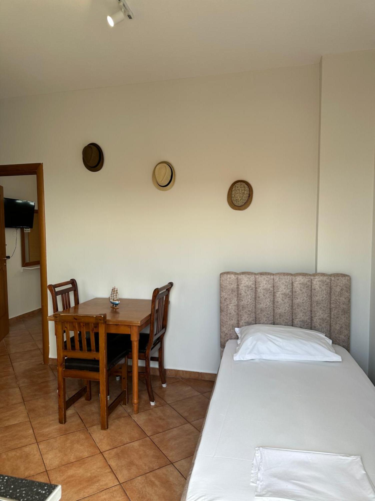 Anel Suites Влёра Экстерьер фото